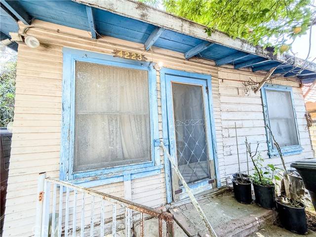 Orange, CA 92869,4223 E Marmon Avenue