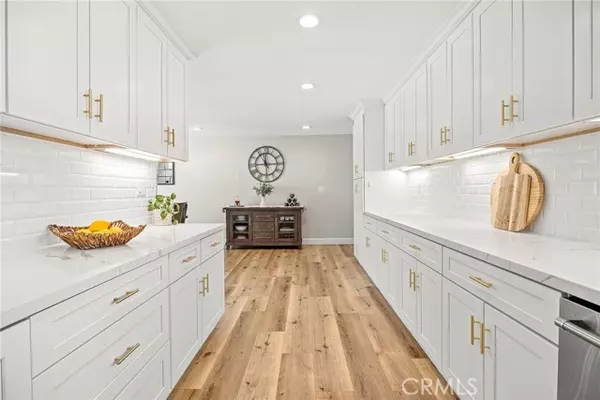 Placentia, CA 92870,4921 Mccormack Lane