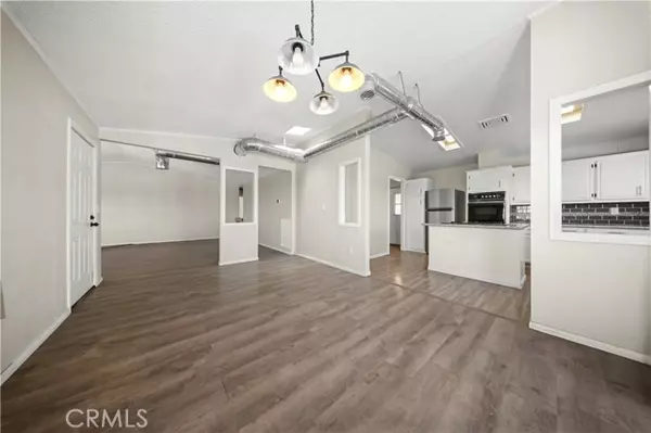 Pinon Hills, CA 92372,2033 Hollister Road