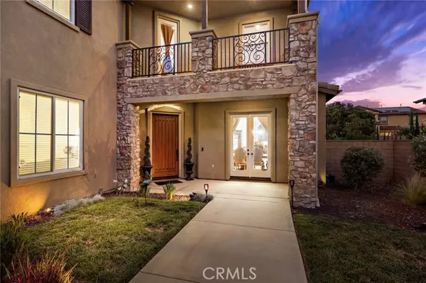 Corona, CA 92883,8120 Sunset Rose Drive