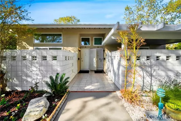 Laguna Woods, CA 92637,762 Calle Aragon #A