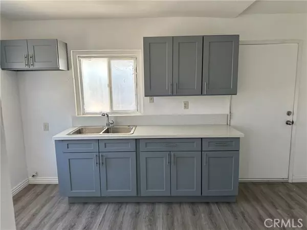Colton, CA 92324,222 W O St