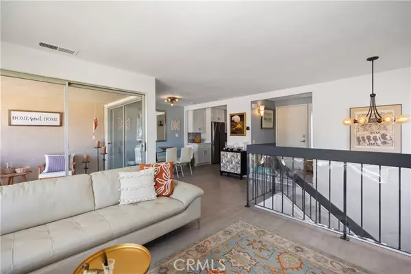 Laguna Hills, CA 92653,23332 Caminito Lazaro #260