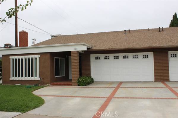 642 Center Street, Costa Mesa, CA 92627