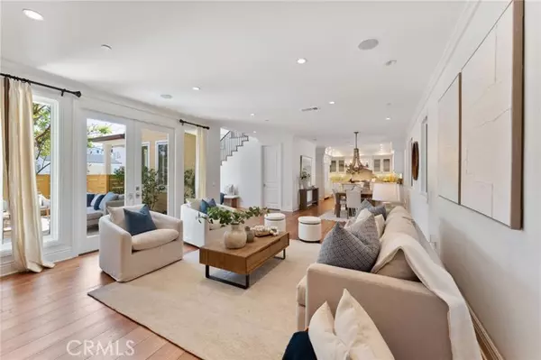 Corona Del Mar (newport Beach), CA 92625,3201 4th Avenue Avenue