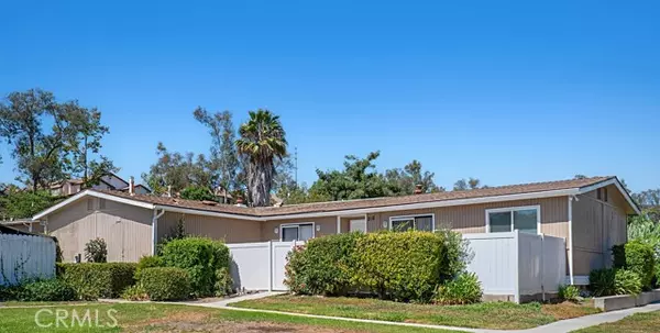 25821 Via Lomas #216, Laguna Hills, CA 92653