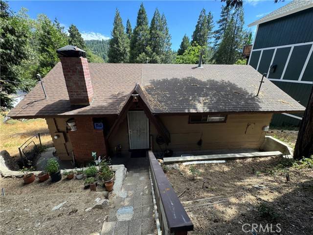 23789 Zuger, Crestline, CA 92325