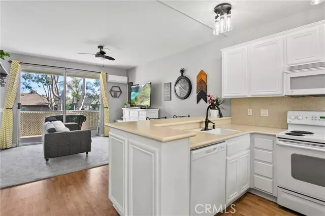 20191 Cape Coral Lane #3-206, Huntington Beach, CA 92646