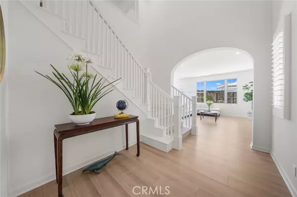 Irvine, CA 92618,246 Canterbury