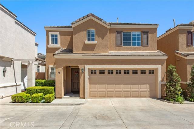 18 Rue Brittany, Lake Forest (el Toro), CA 92610