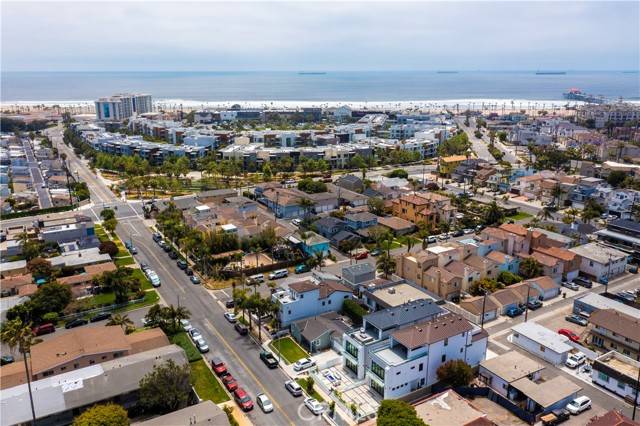 209 Huntington Street, Huntington Beach, CA 92648