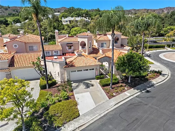 Laguna Hills, CA 92679,15 Via Barcaza
