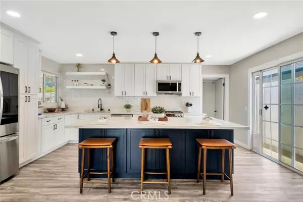 Costa Mesa, CA 92626,587 Traverse Drive