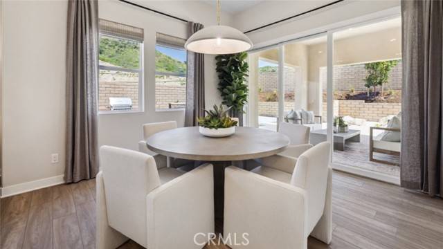 Valencia (santa Clarita), CA 91354,24494 Via El Balneario