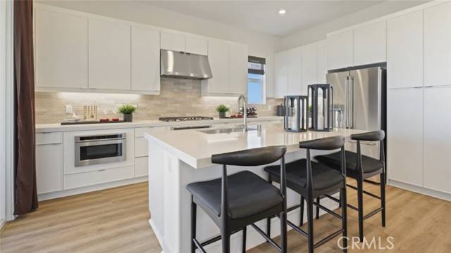 140 Tiffin, Irvine, CA 92618
