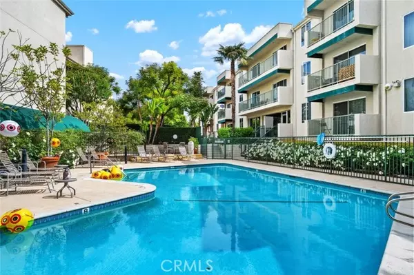 Sherman Oaks, CA 91403,4501 Cedros Avenue #338