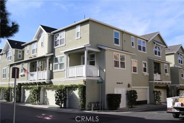 64 Valmont Way, Ladera Ranch, CA 92694