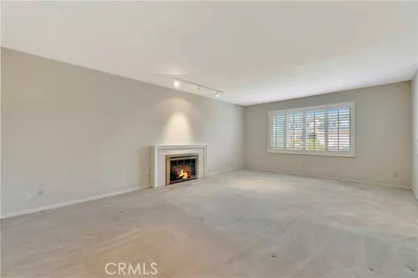 Placentia, CA 92870,1318 Sao Paulo Avenue