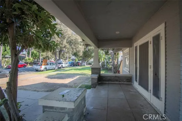 Santa Ana, CA 92701,802 S Birch Street