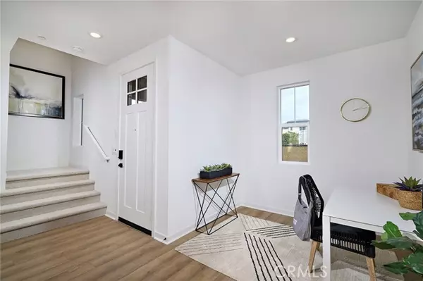 Eastvale, CA 92880,6052 Fairfax Drive