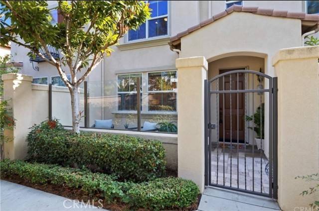94 New Season, Irvine, CA 92602