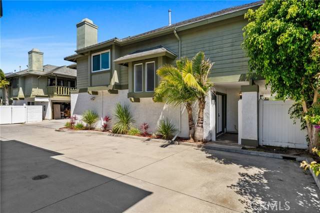 Costa Mesa, CA 92627,2231 Pacific Avenue #14