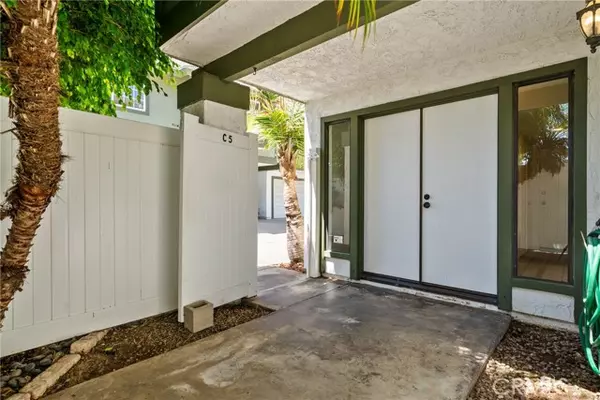 Costa Mesa, CA 92627,2231 Pacific Avenue #14