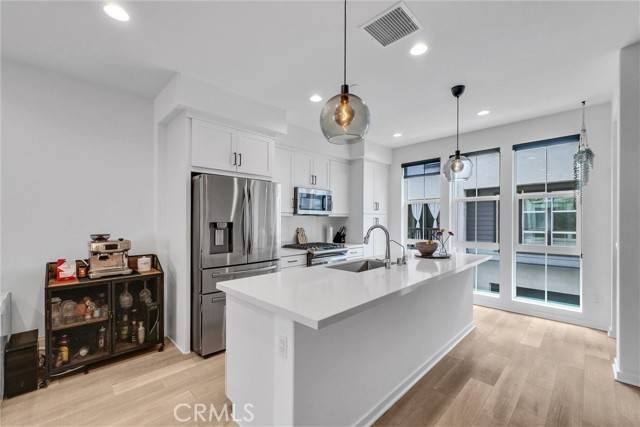 Anaheim, CA 92805,791 S Mosaic Street