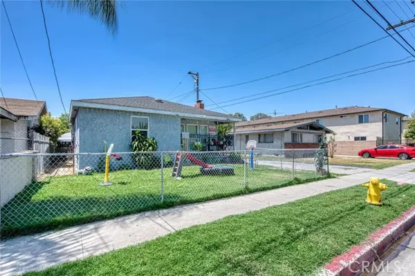 Cudahy, CA 90201,4858 Live Oak St.