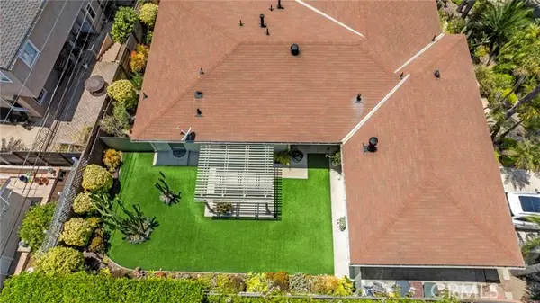 San Clemente, CA 92672,229 W Avenida Cordoba