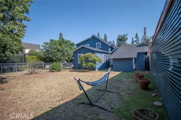 Santa Ana, CA 92706,207 W Buffalo Avenue