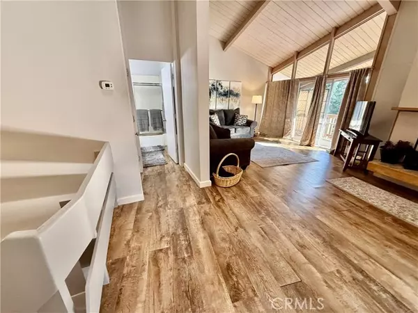 Twin Peaks, CA 92391,872 Sierra Vista Drive #30