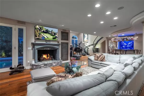 Huntington Beach, CA 92649,17022 Marinabay Drive