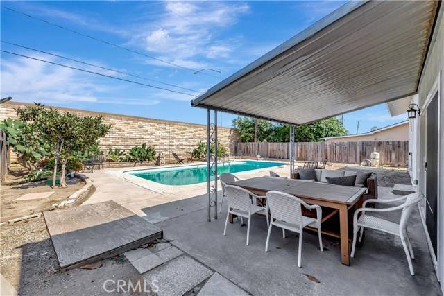 Santa Ana, CA 92705,13822 Deodar Street