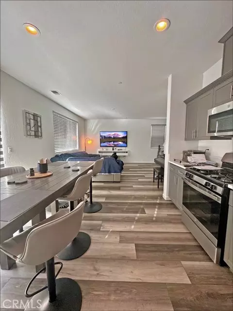 Visalia, CA 93291,3021 N Sowell Street