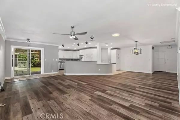 Long Beach, CA 90815,6915 E Fairbrook Street