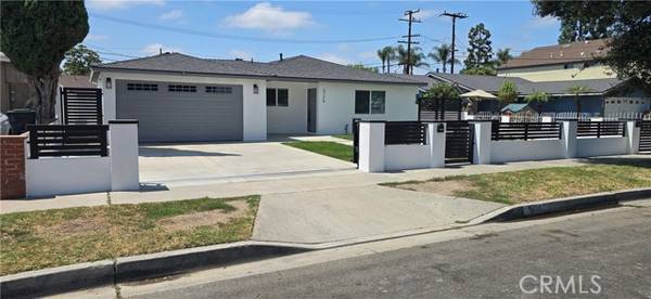2726 W Pendleton Avenue, Santa Ana, CA 92704