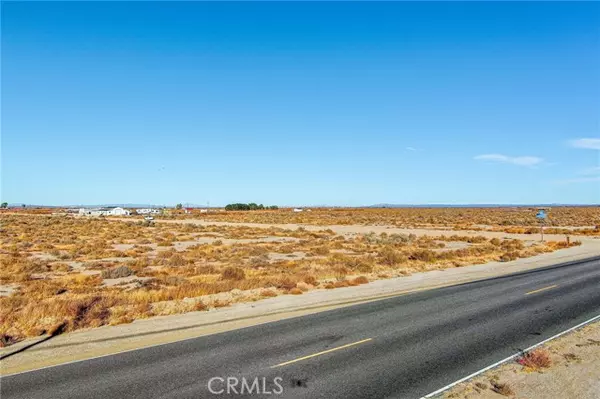 97 Ave Vic Ste, Lancaster, CA 93545