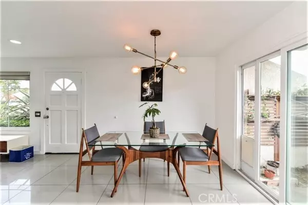 Irvine, CA 92612,53 Oxford #14