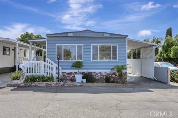 903 W 17th Street #87, Costa Mesa, CA 92627