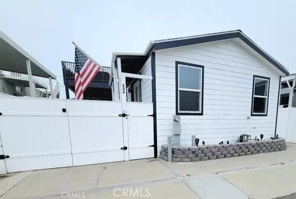 Huntington Beach, CA 92646,21752 Pacific Coast Hwy. #20A