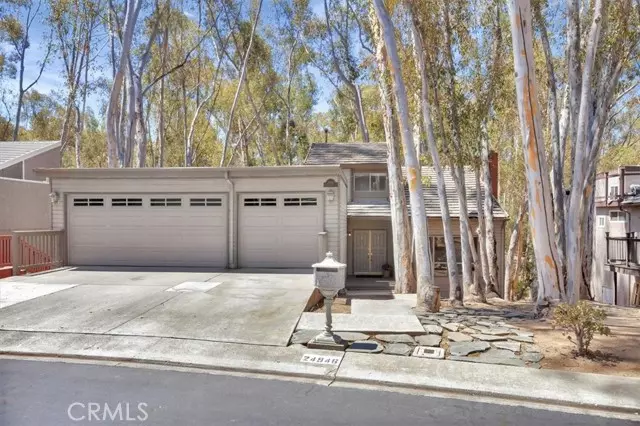 Lake Forest (el Toro), CA 92630,24946 Ravenswood