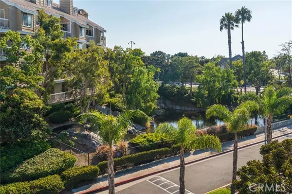 Huntington Beach, CA 92646,20251 Cape Coral Lane #310
