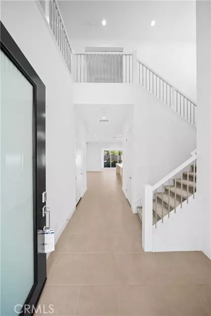 Lake Forest (el Toro), CA 92630,360 Riverbend