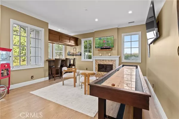 Laguna Hills, CA 92679,23251 Via Dorado