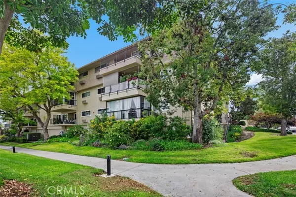 2381 Via Mariposa West #3A, Laguna Woods, CA 92637