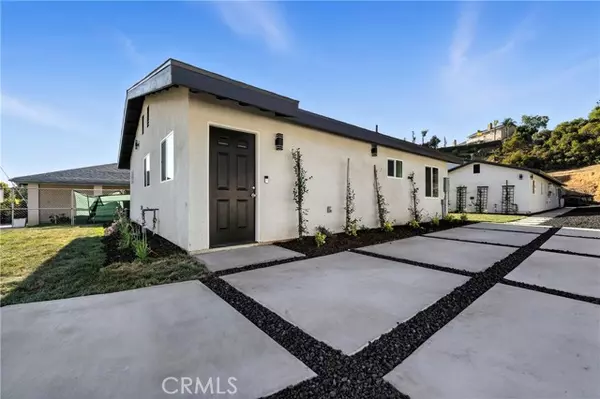 Azusa, CA 91702,215 E Sierra Madre Avenue