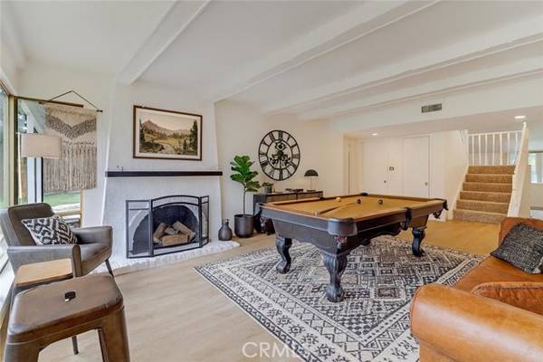 9001 Oceanwood Drive, Huntington Beach, CA 92646