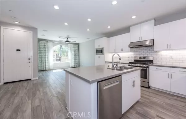Lake Forest (el Toro), CA 92630,25 Savannah