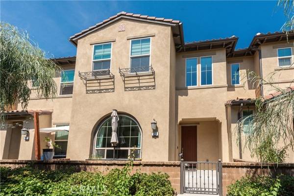 25 Savannah, Lake Forest (el Toro), CA 92630
